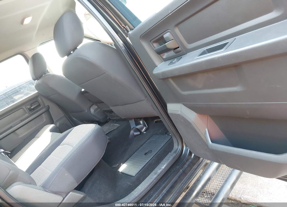 2011 RAM 1500 ST VIN: 1D7RV1CT8BS642919