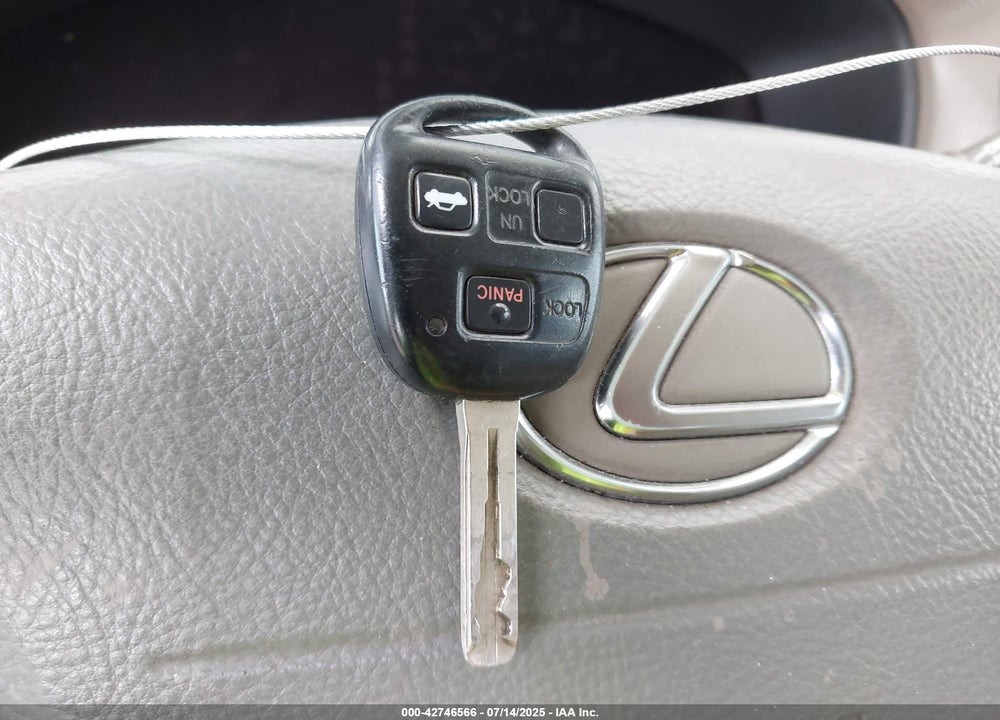 2003 LEXUS LS 430 VIN: JTHBN30F330094636