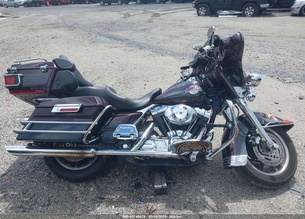 2006 HARLEY-DAVIDSON FLHTCUI VIN: 1HD1FCW116Y668810