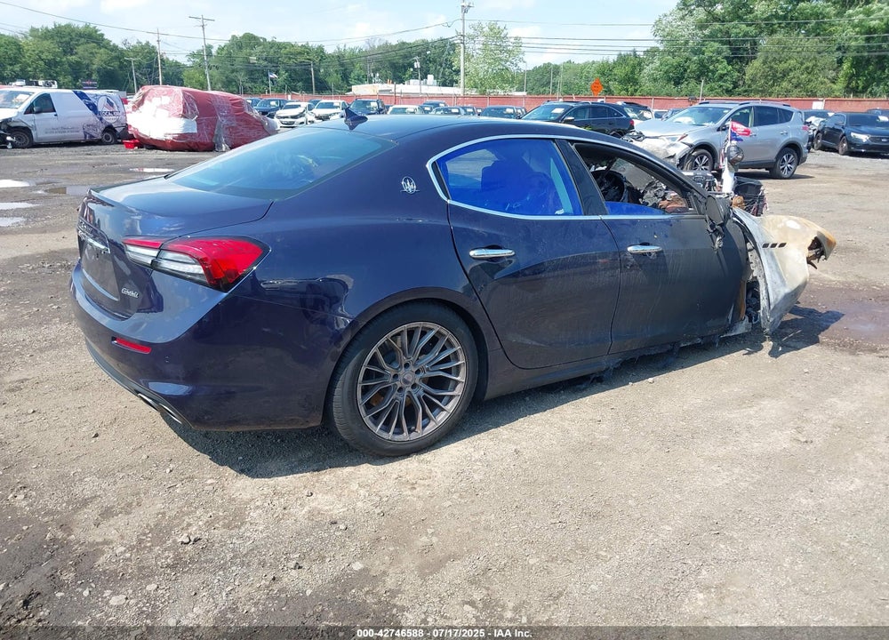 2021 MASERATI GHIBLI S Q4 VIN: ZAM57YTA8M1369138