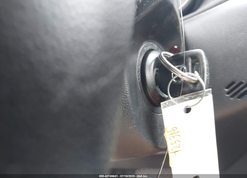 2008 MAZDA 3 VIN: JM1BK32F181790825