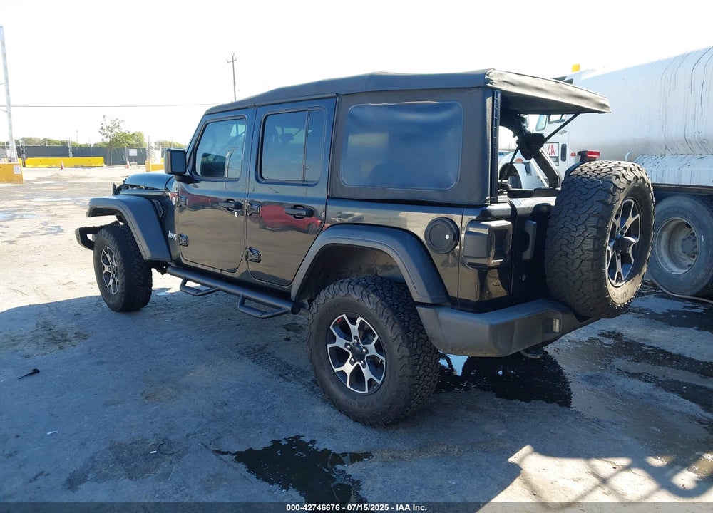 2018 JEEP WRANGLER UNLIMITED VIN: 1C4HJXDN3JW296399