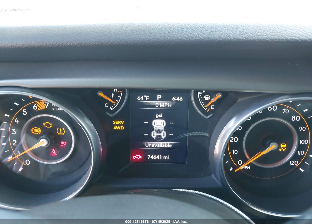 2018 JEEP WRANGLER UNLIMITED VIN: 1C4HJXDN3JW296399