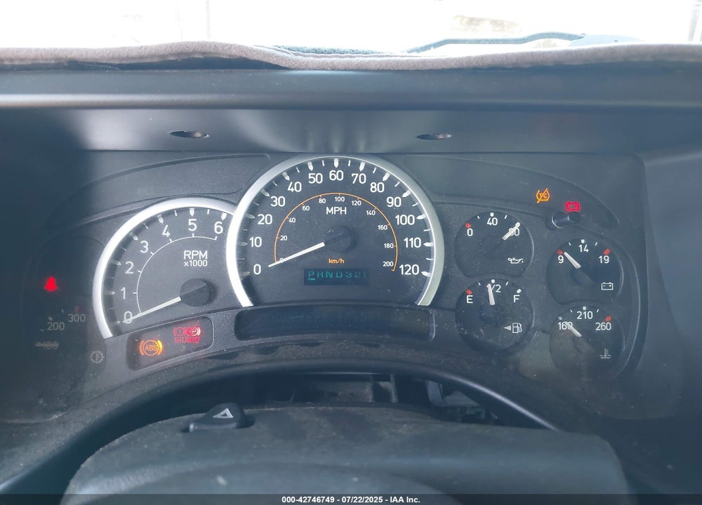 2005 HUMMER H2 SUT VIN: 5GRGN22U75H127380