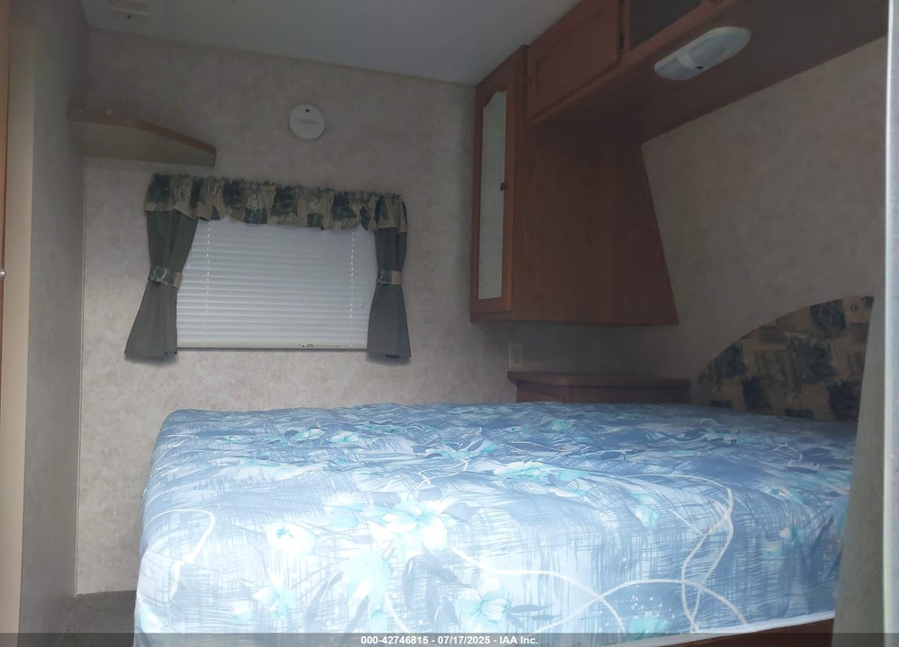 2007 KEYSTONE SPRINGDALE 266 VIN: 4YDT2662473106640