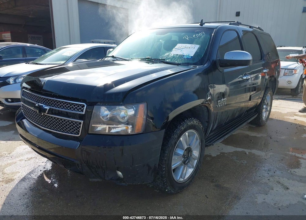 2011 CHEVROLET TAHOE VIN: 1GNSCAE05BR380084