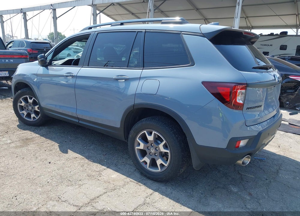 2022 HONDA PASSPORT AWD TRAILSPORT VIN: 5FNYF8H68NB026640