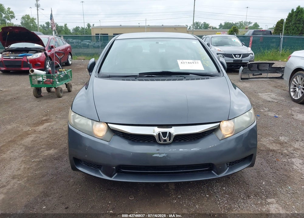 2010 HONDA CIVIC VIN: 2HGFA1F60AH557529