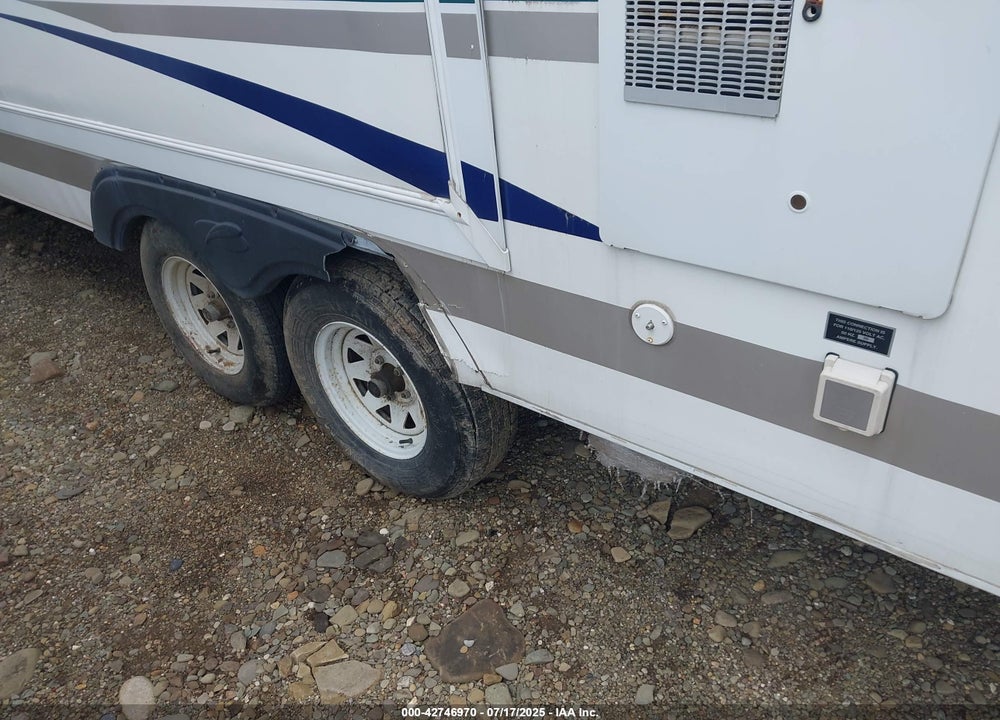 2004 TRAIL LITE TRAIL CRUISER VIN: 4WYT02P2X41702459