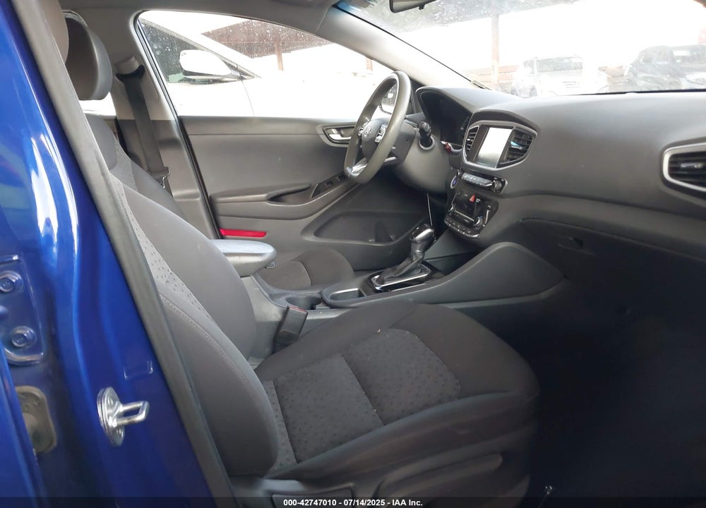 2019 HYUNDAI IONIQ HYBRID VIN: KMHC65LCXKU175619