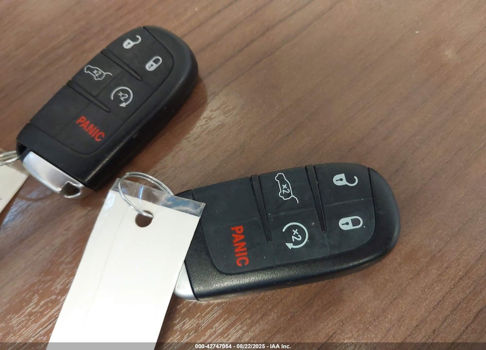 2014 JEEP GRAND CHEROKEE VIN: 1C4RJFBG9EC497525