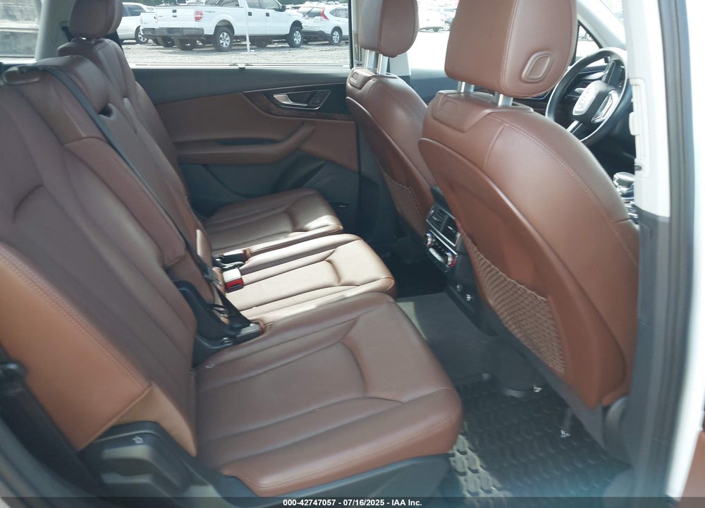 2018 AUDI Q7 VIN: WA1VAAF72JD047581