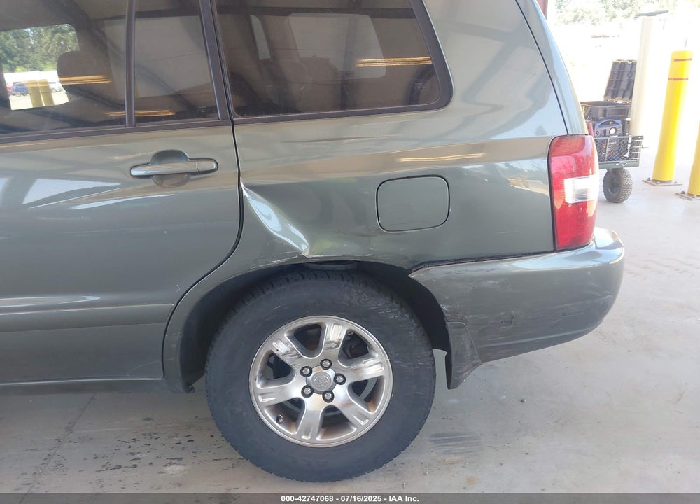 2005 TOYOTA HIGHLANDER V6 VIN: JTEEP21A850089064