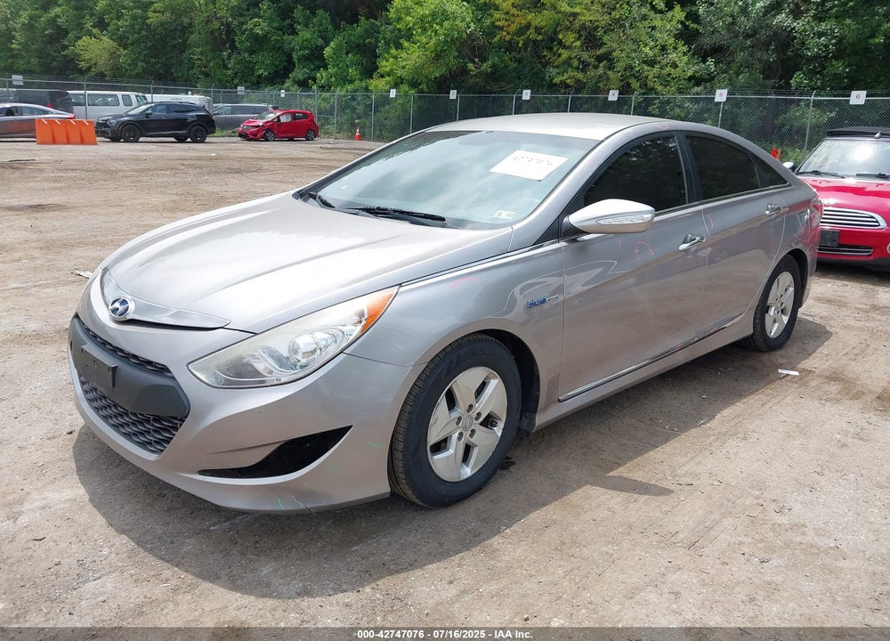 2012 HYUNDAI SONATA HYBRID VIN: KMHEC4A48CA029875