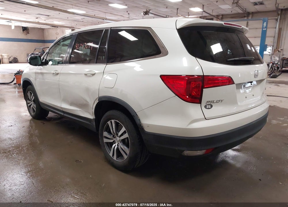 2017 HONDA PILOT EX-L VIN: 5FNYF6H78HB091361