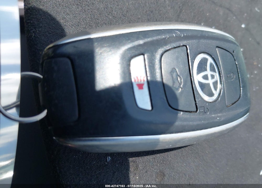 2023 TOYOTA GR 86 VIN: JF1ZNBH19P8755585