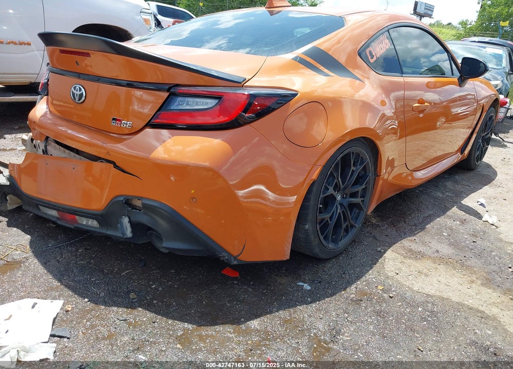 2023 TOYOTA GR 86 VIN: JF1ZNBH19P8755585