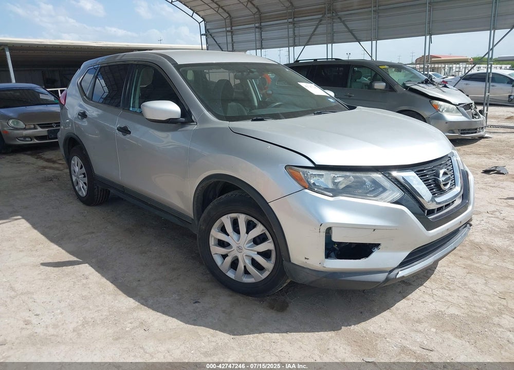 2017 NISSAN ROGUE S VIN: KNMAT2MV1HP533958
