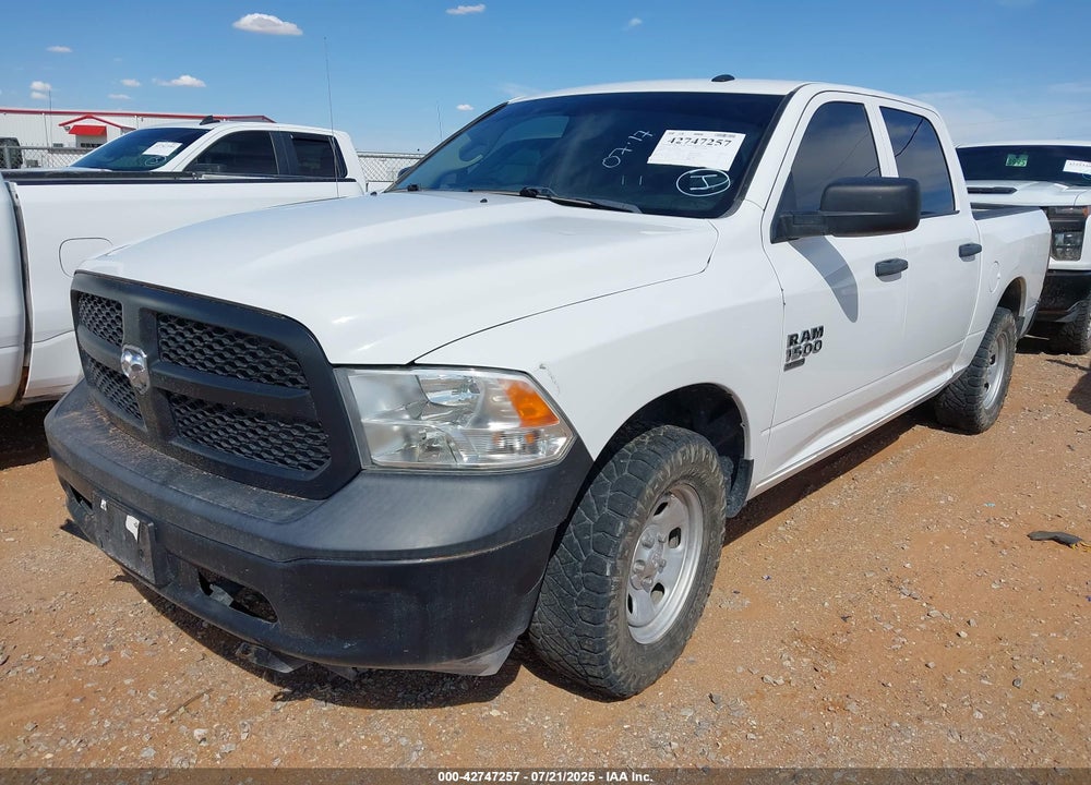 2022 RAM 1500 CLASSIC VIN: 3C6RR7KG8NG211490