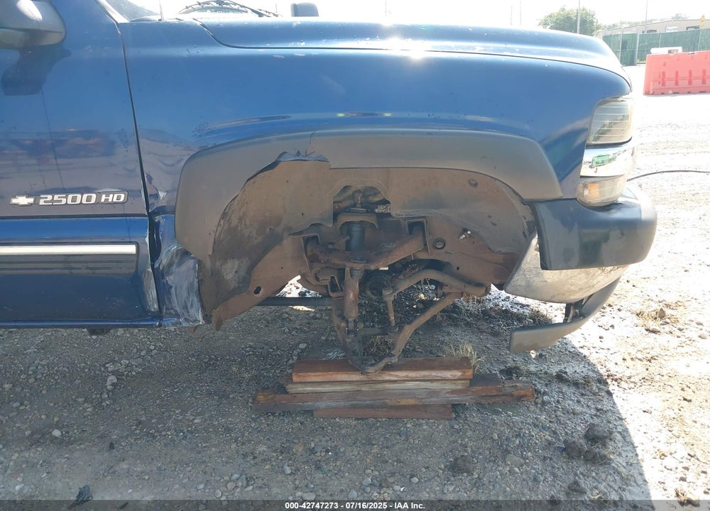 2001 CHEVROLET SILVERADO 2500HD LS VIN: 1GCHK23UX1F202947