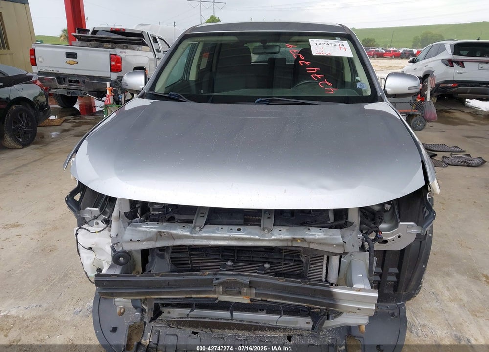 2017 MITSUBISHI OUTLANDER VIN: JA4AD3A33HZ024779