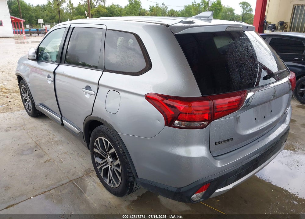 2017 MITSUBISHI OUTLANDER VIN: JA4AD3A33HZ024779