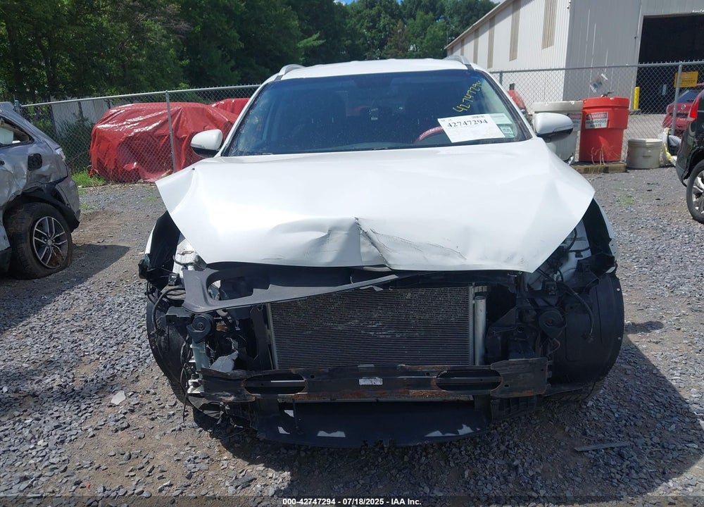 2017 KIA SORENTO VIN: 5XYPHDA52HG321827