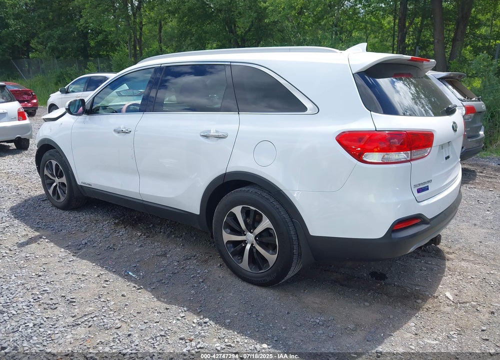 2017 KIA SORENTO VIN: 5XYPHDA52HG321827