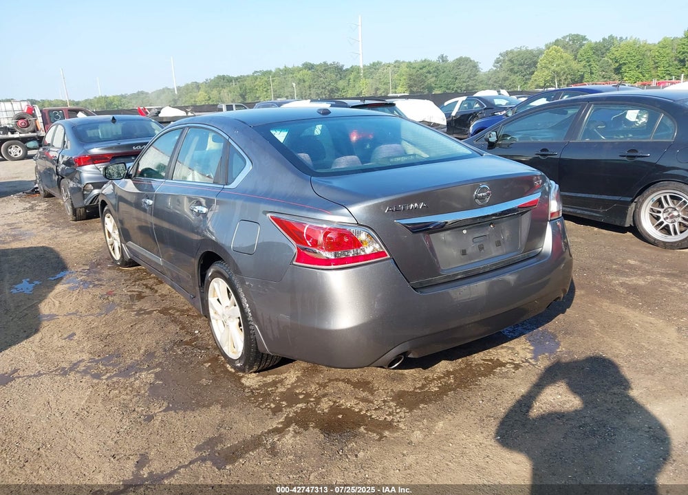 2015 NISSAN ALTIMA VIN: 1N4AL3AP7FC240085
