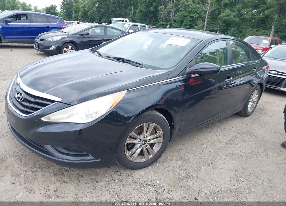 2011 HYUNDAI SONATA VIN: 5NPEB4AC3BH068122