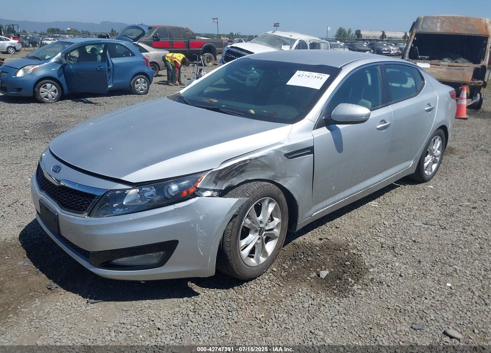 2011 KIA OPTIMA EX VIN: KNAGN4A72B5072422