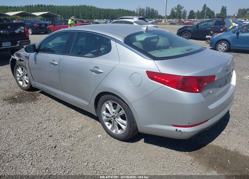 2011 KIA OPTIMA EX VIN: KNAGN4A72B5072422