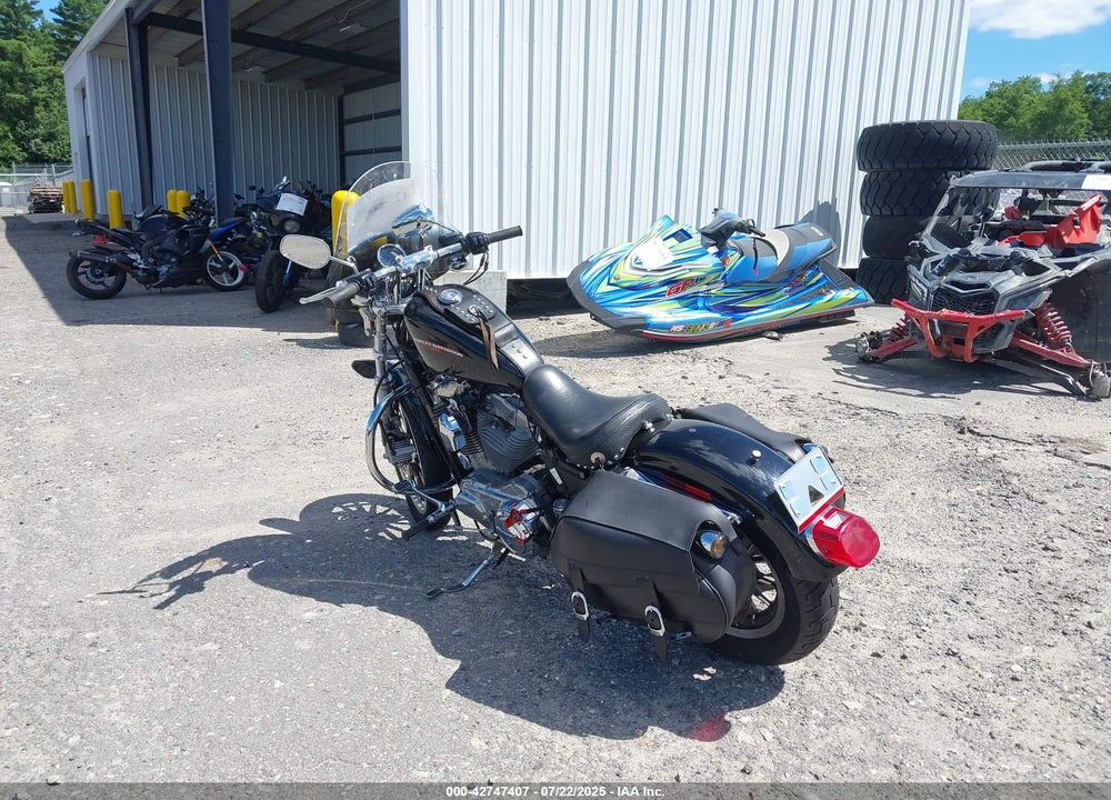 2005 HARLEY-DAVIDSON XL883 L VIN: 1HD4CMM165K451379