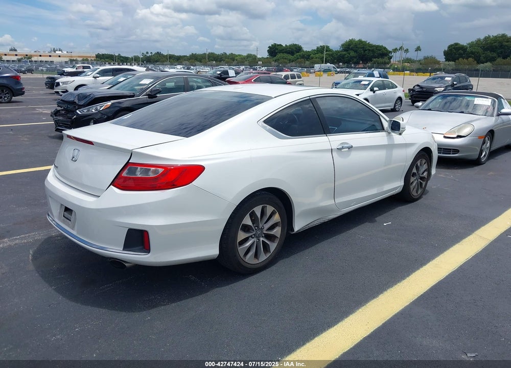 2015 HONDA ACCORD VIN: 1HGCT1B80FA015261
