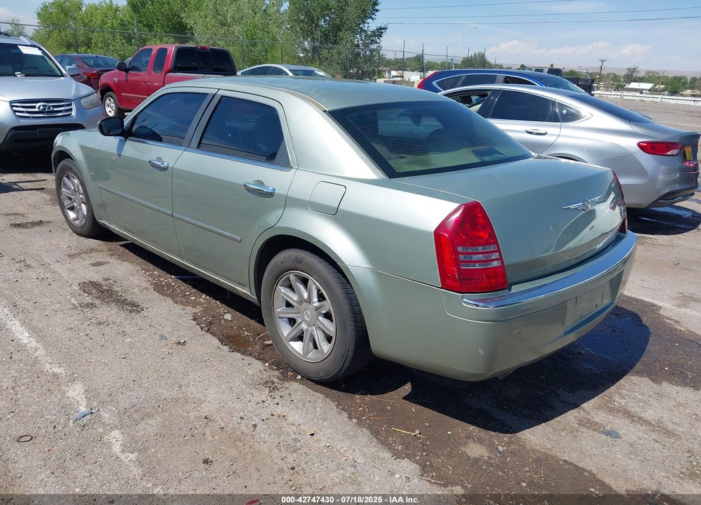 2005 CHRYSLER 300C VIN: 2C3JA63HX5H656820