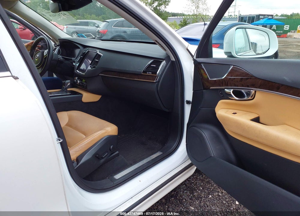 2016 VOLVO XC90 VIN: YV4A22PK0G1013284