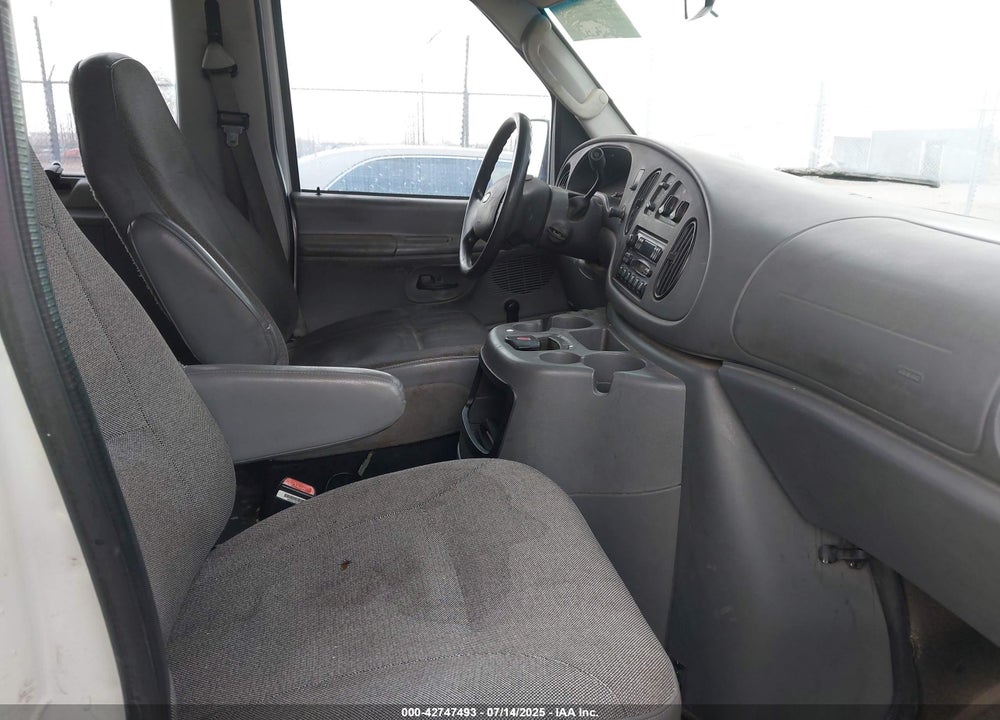 2004 FORD E-350 SUPER DUTY XL/XLT VIN: 1FBSS31L34HA79219