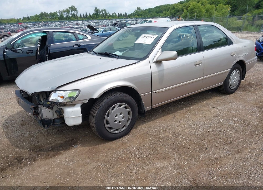 1999 TOYOTA CAMRY LE VIN: 4T1BG22K0XU425408