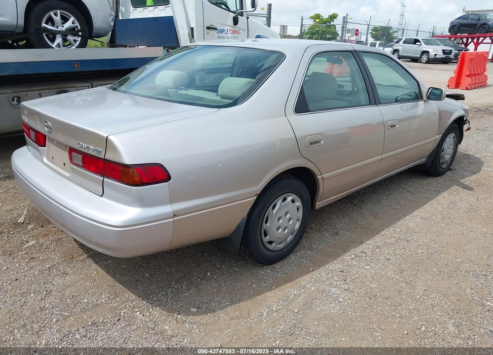 1999 TOYOTA CAMRY LE VIN: 4T1BG22K0XU425408
