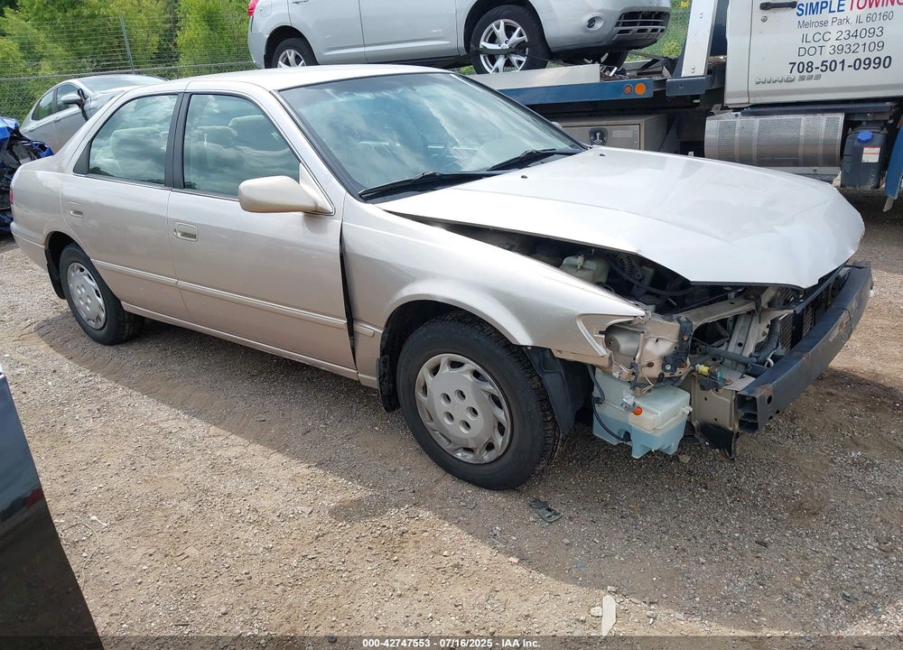 1999 TOYOTA CAMRY LE VIN: 4T1BG22K0XU425408