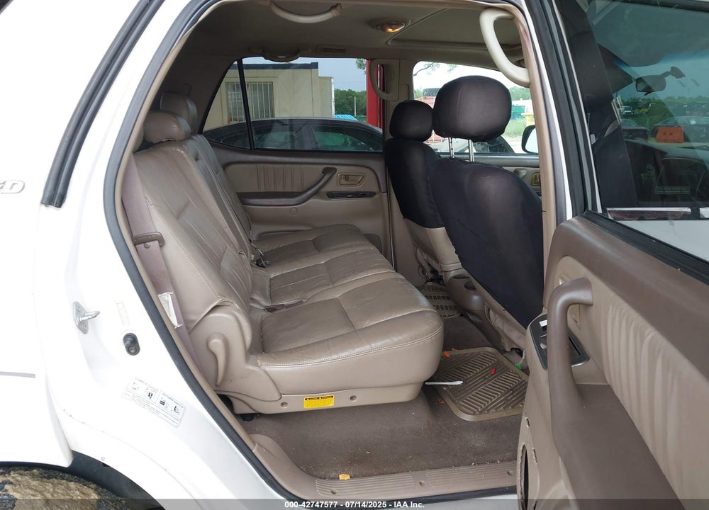 2001 TOYOTA SEQUOIA LIMITED V8 VIN: 5TDBT48A61S009806