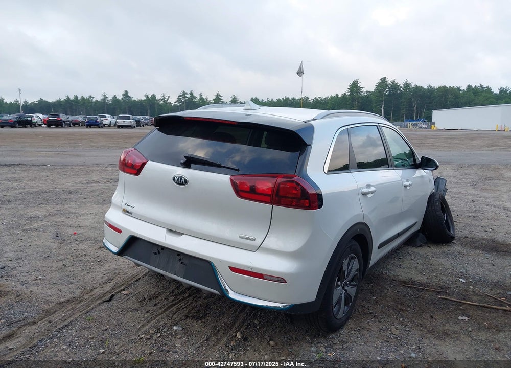 2019 KIA NIRO PLUG-IN HYBRID LX VIN: KNDCM3LD7K5235308