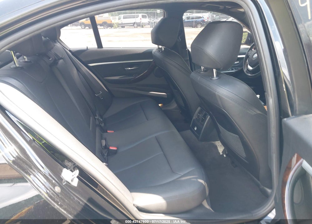 2016 BMW 3 SERIES VIN: WBA8E3G53GNT26327
