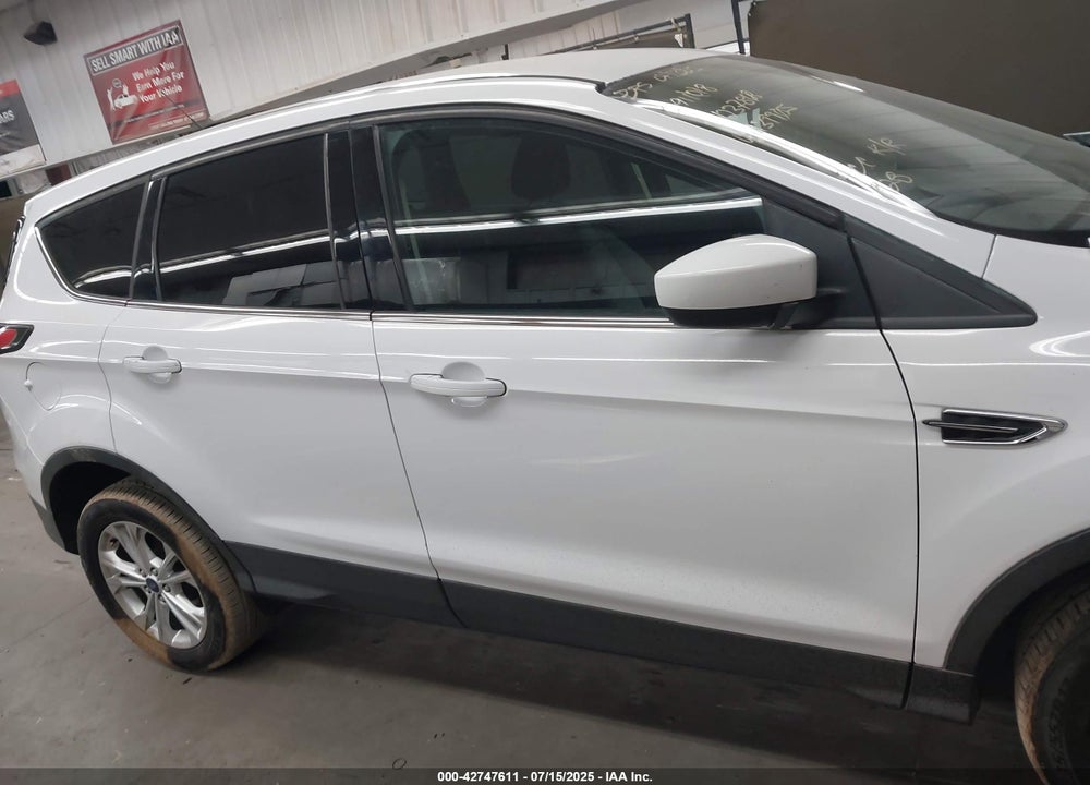 2017 FORD ESCAPE VIN: 1FMCU0GD5HUA39905