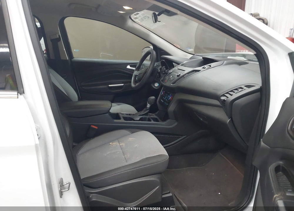 2017 FORD ESCAPE VIN: 1FMCU0GD5HUA39905