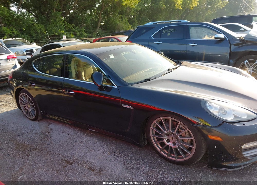2013 PORSCHE PANAMERA VIN: WP0AB2A7XDL060670