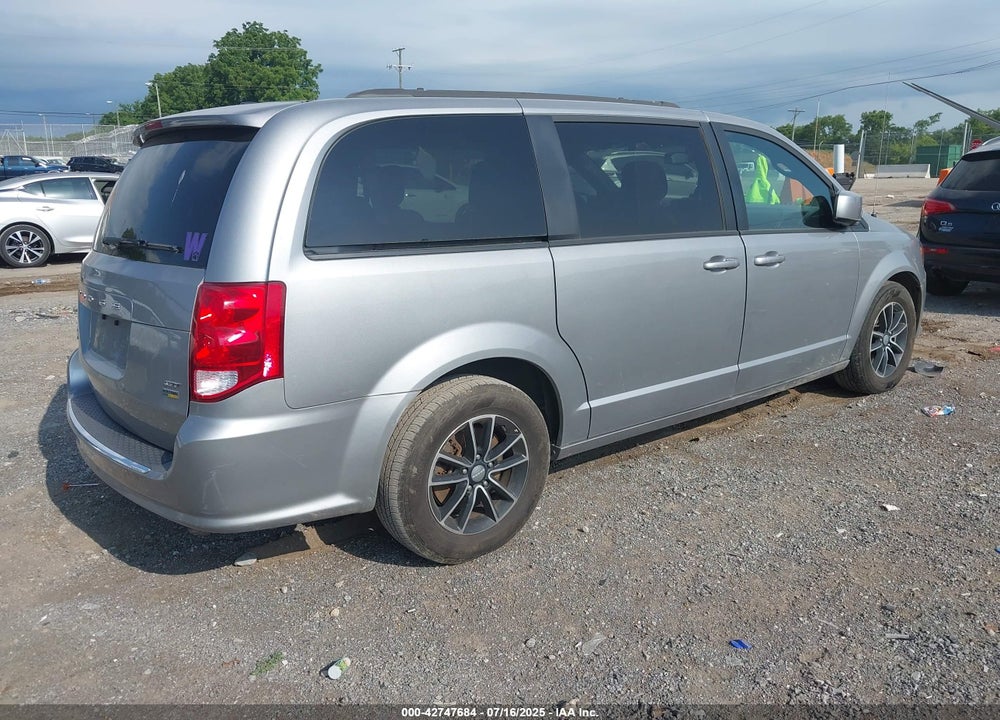 2018 DODGE GRAND CARAVAN VIN: 2C4RDGEG2JR147762