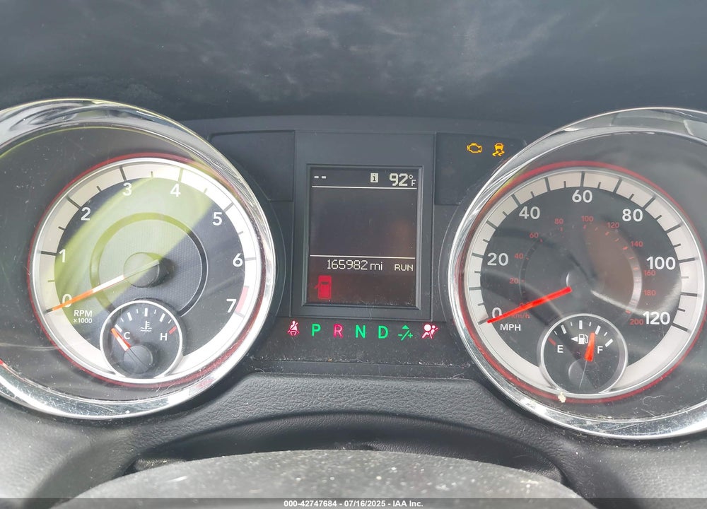 2018 DODGE GRAND CARAVAN VIN: 2C4RDGEG2JR147762