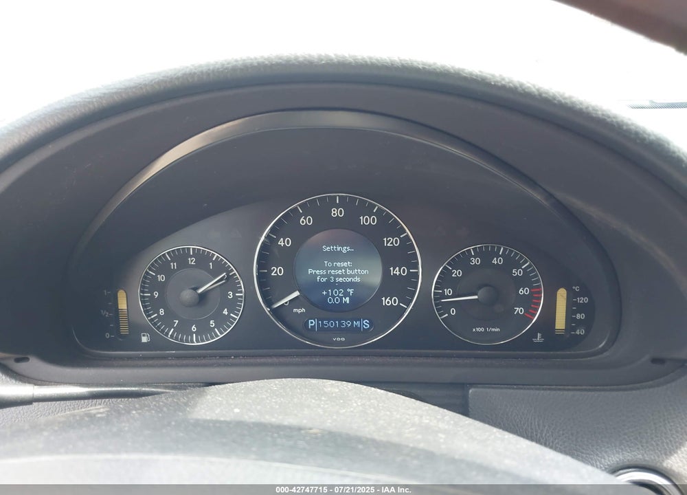2005 MERCEDES-BENZ CLK 500 VIN: WDBTJ75JX5F161205