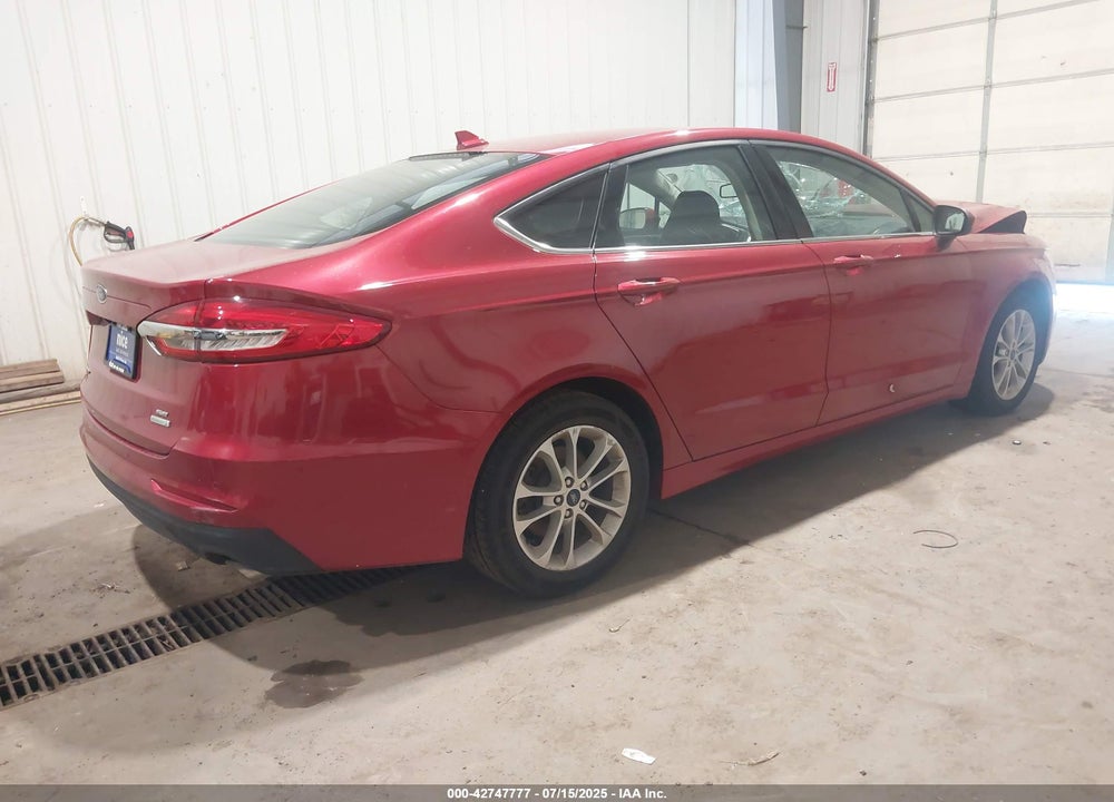 2020 FORD FUSION VIN: 3FA6P0HD5LR112641